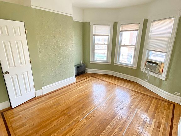 4th image of 2043 Watson Ave #2
