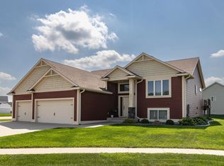 3875 Virgo Ln SW, Rochester, MN 55902