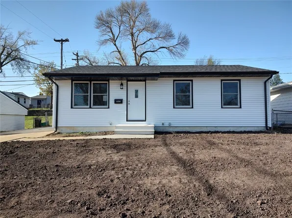 4550 Ford Ave NW, Cedar Rapids, IA 52405