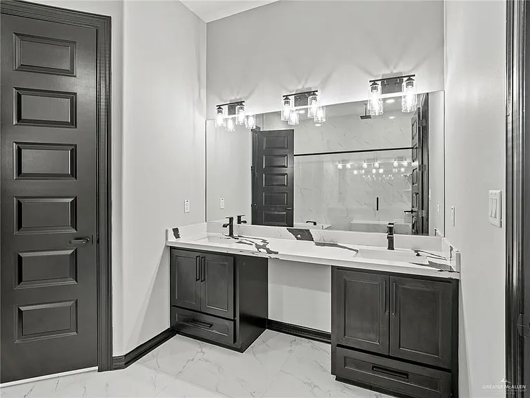 5904 Orick Hill St — Photo 10