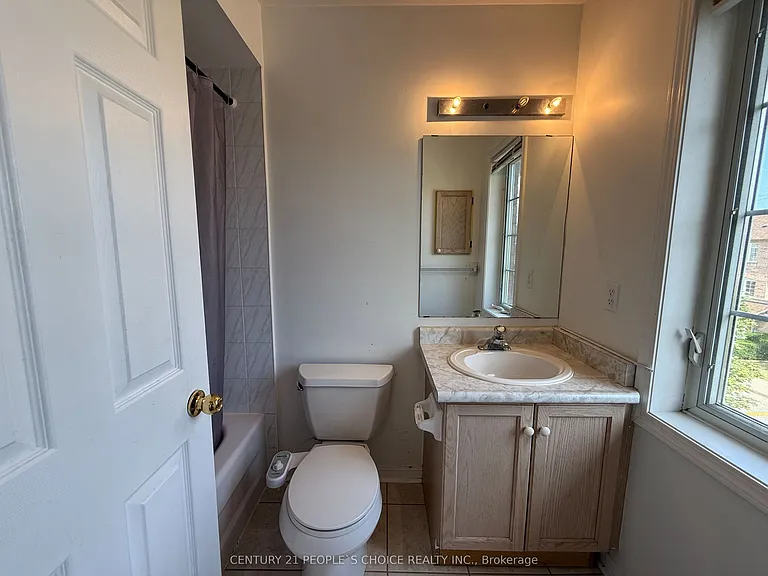80 Acorn Pl #182 — Photo 18