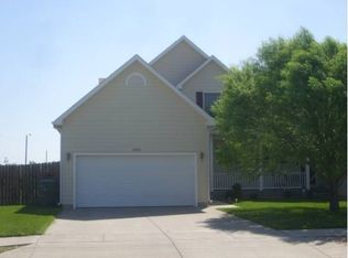 2403 Calcutta Dr, Salina, KS 67401