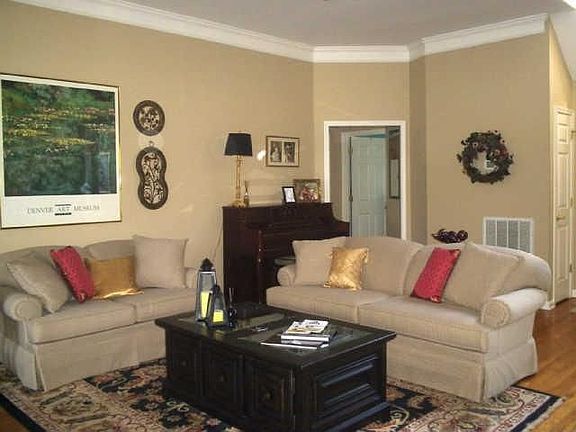 4th image of 2934 Mercer Ln