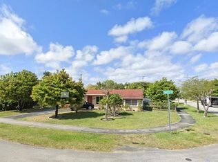 4900 SW 102nd Ct, Miami, FL 33165