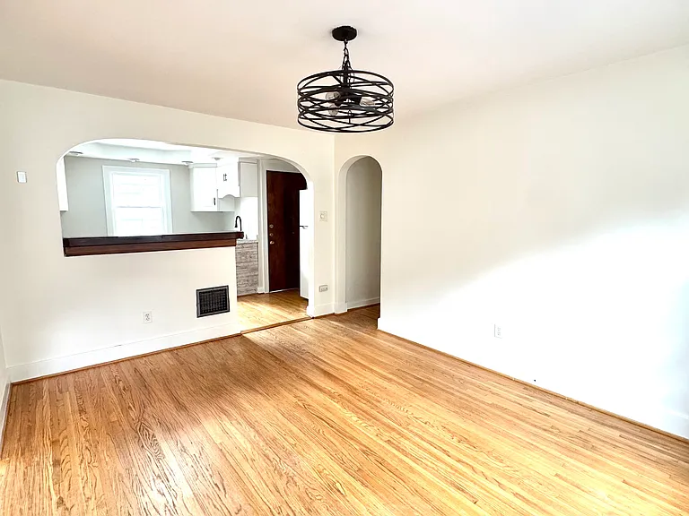 184 Hamilton Dr — Photo 15