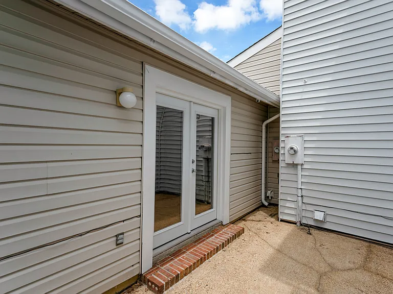 932 Fern Ridge Rd — Photo 33