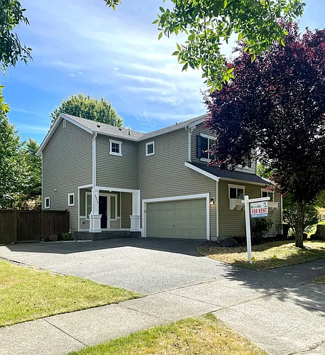 2875 Hannen St Photo 1