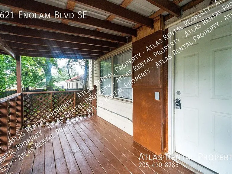 1621 Enolam Blvd SE — Photo 5