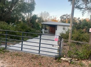 921 Helena Dr, Lutz, FL 33548