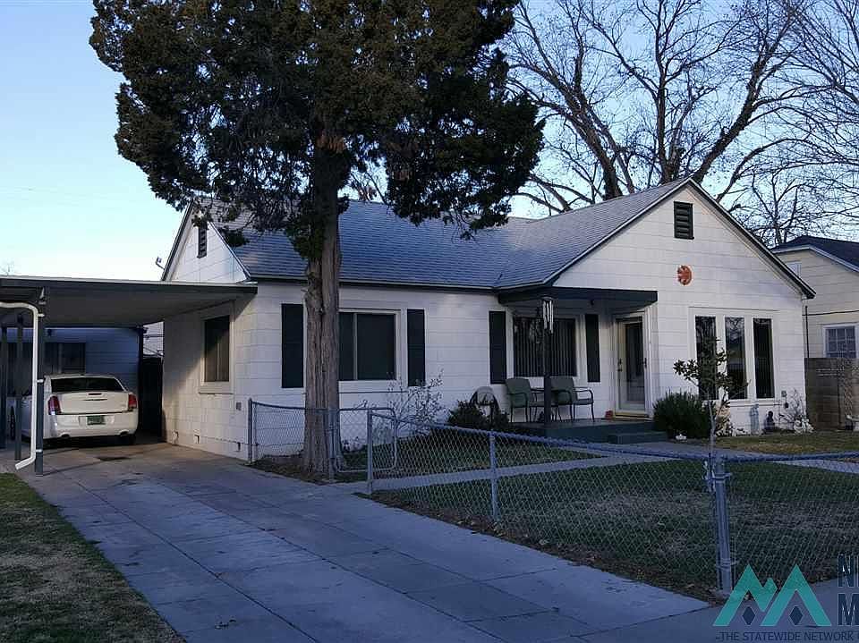 1st image of 701 Hickory St N