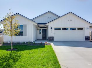 2724 E Eagle Vw, Meridian, ID 83646