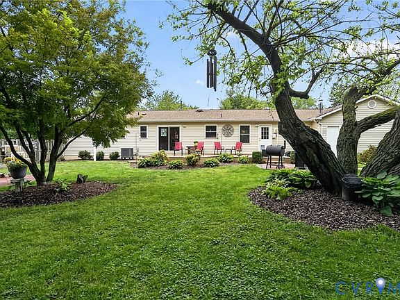 5th image of 11732 Skylark Dr