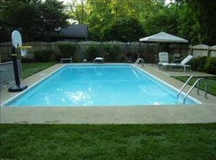 4371 Hialeah Dr, Virginia Beach, VA 23464
