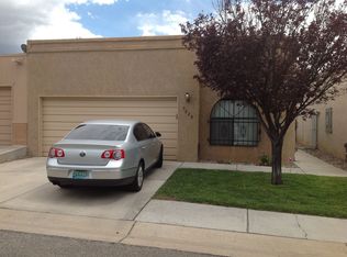 7228 Canary Ln NE, Albuquerque, NM 87109