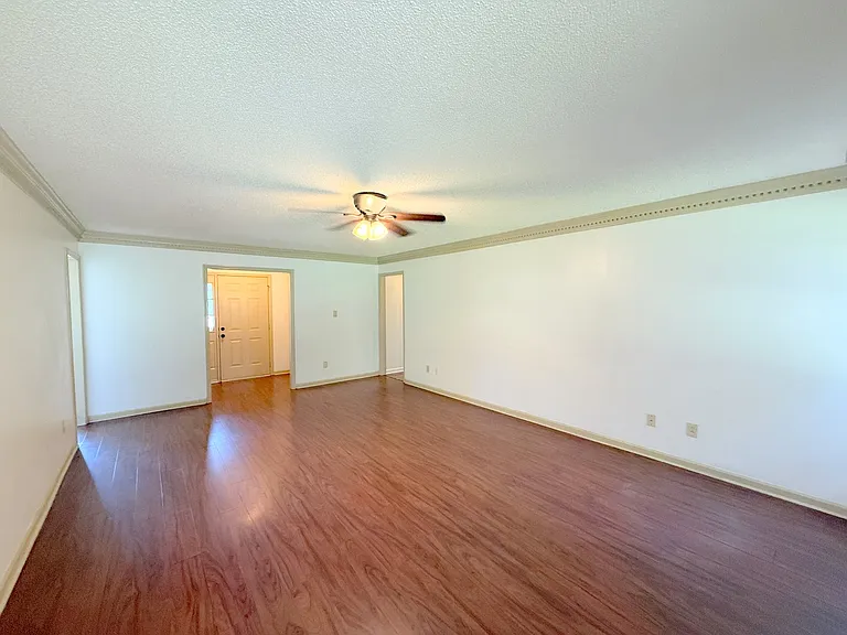 102 Watercress Cir — Photo 17