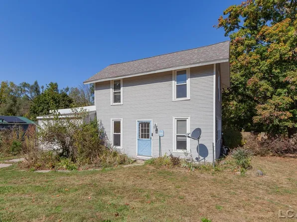 4084 Seneca St, Weston, MI 49289