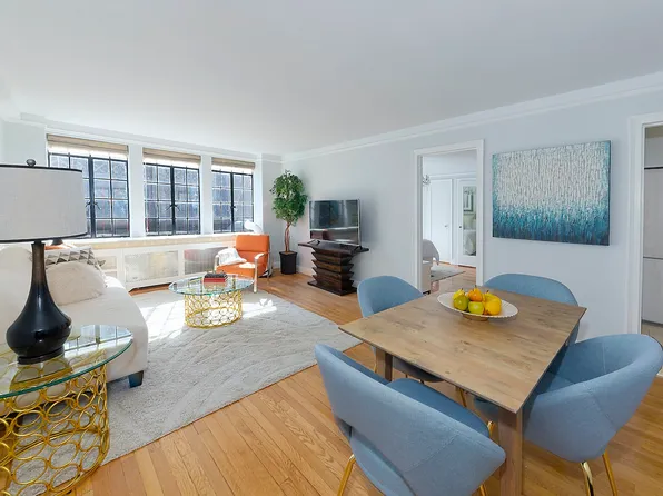 321 East 43rd Street image 1 of 7