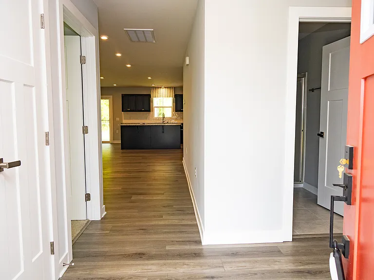 3093 Edgehill Dr — Photo 38