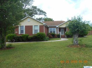 210 Vintage Point Cir NE, Huntsville, AL 35811