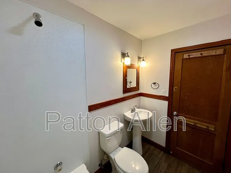 29 Evergreen Ave — Photo 23