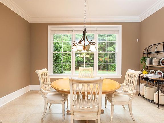 5th image of 5600 Monk Ct