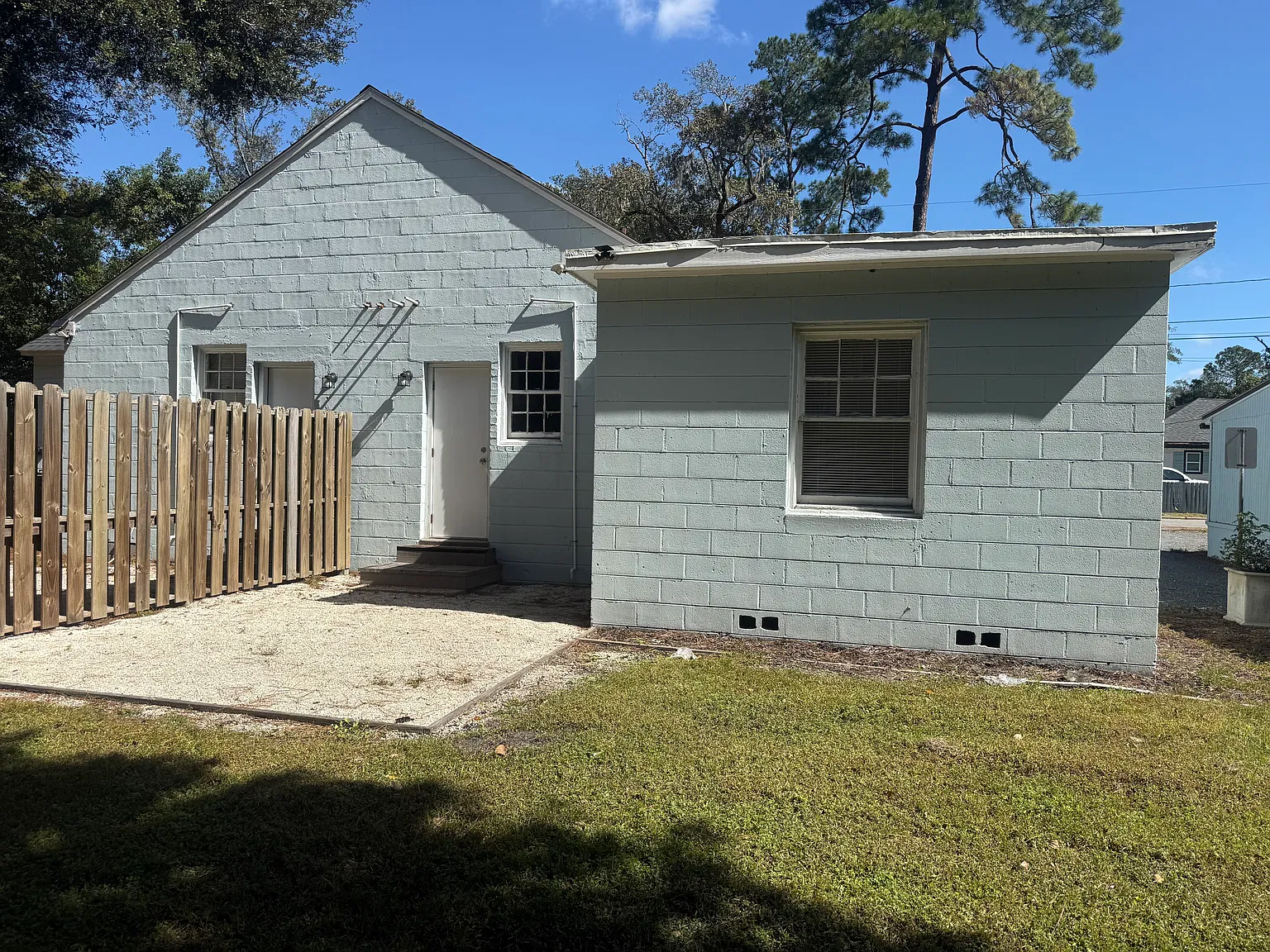 3 Bedroom Duplex near Downtown Brunswick — Photo 3
