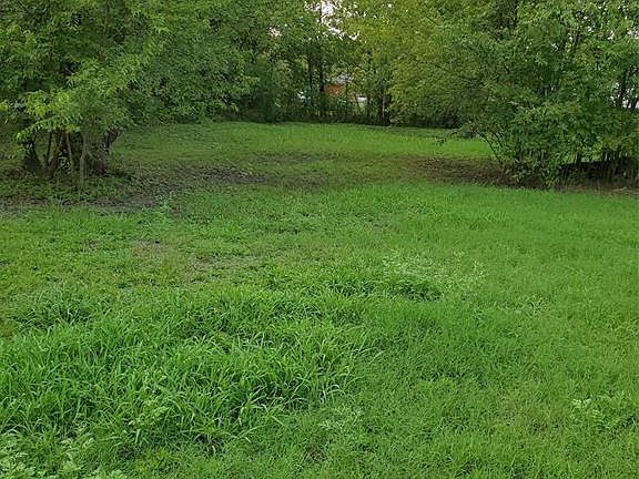 3rd image of 106 W 18th Ave Lot 9