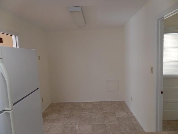 5th image of 286 Church St NE