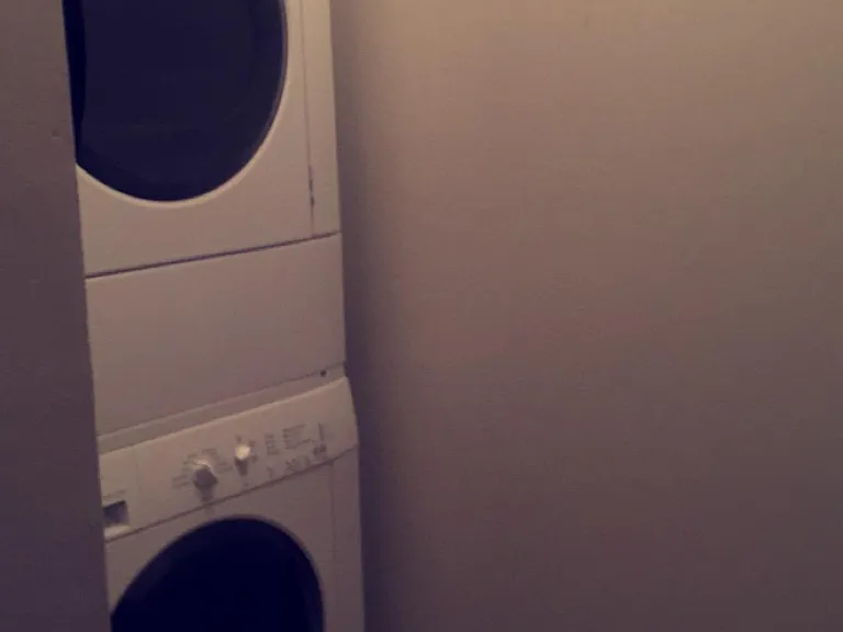 Spacious laundry room in apartment, water and heat included