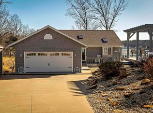 13365 Lakeview Dr, Creal springs, IL 62922