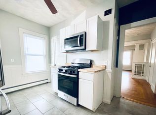 207 River Ave, Providence, RI 02908