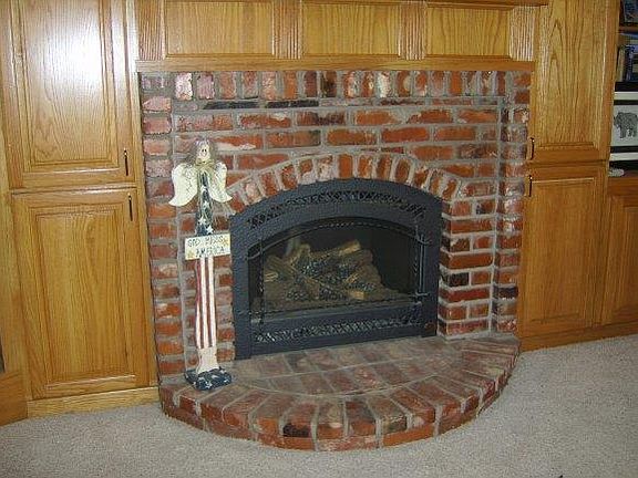 4th image of 603 N Lake St