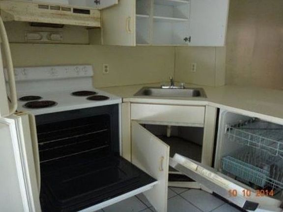 5th image of 5480 W 21st Ct APT 203