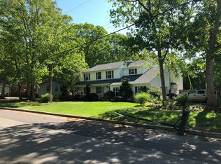 238 Topside Rd, Manahawkin, NJ 08050