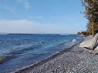 11 Railroad St, South Hero, VT 05486