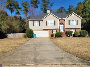 233 Cobblestone Ln, McDonough, GA 30252