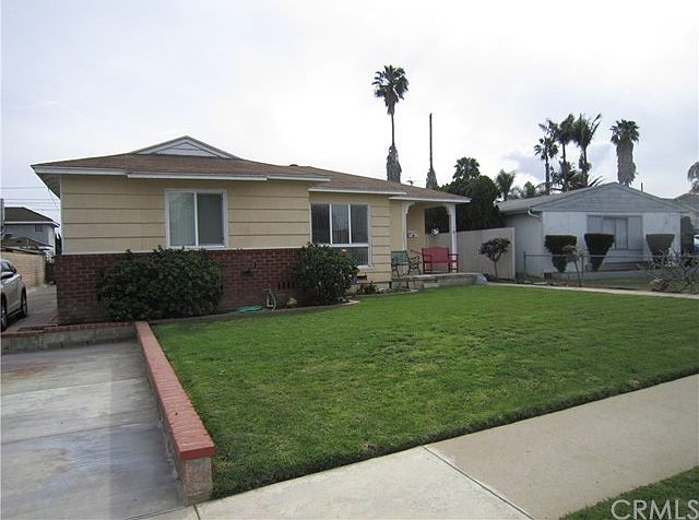 2nd image of 1130 W 158th St