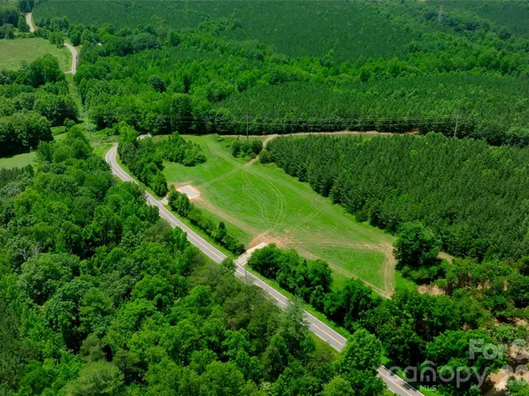 5 Morrison Rd, Morganton, NC 28655