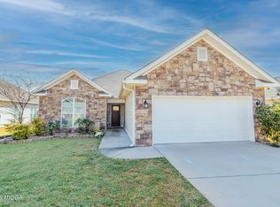 124 Hawks Ridge Trce, Byron, GA 31008
