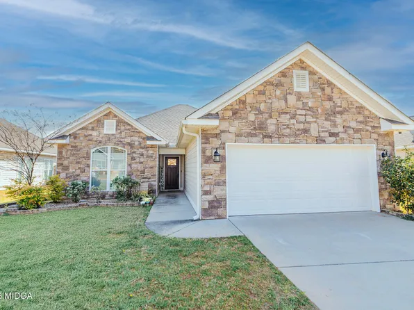 124 Hawks Ridge Trce, Byron, GA 31008