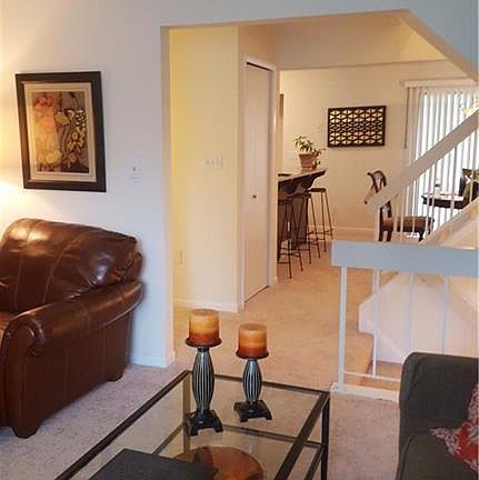 4th image of 1052 Flanders Ct