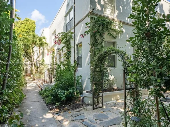 726 Meridian Ave, Miami Beach, FL
