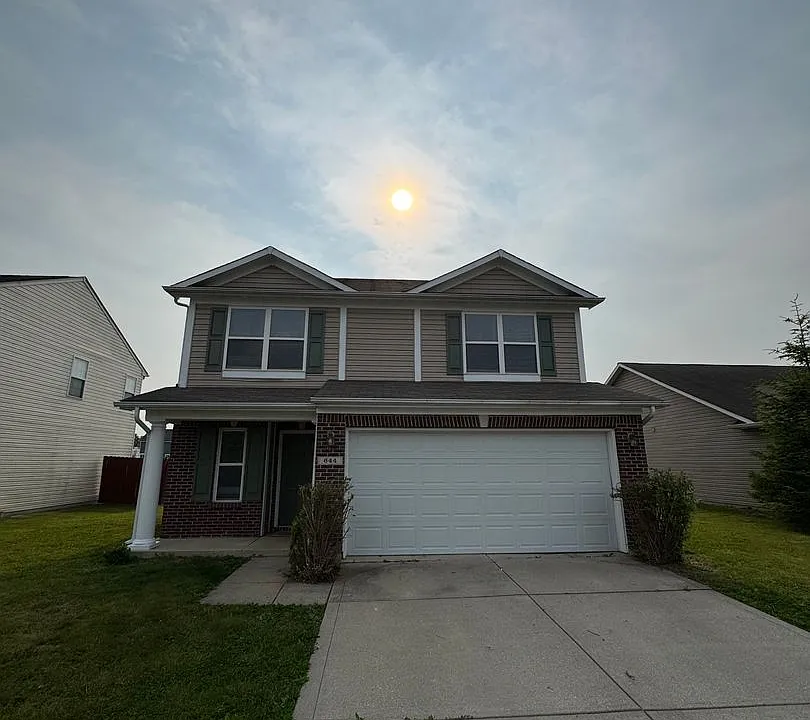 644 Springtree Ln