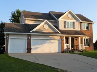 330 SE Rosenkranz Dr, Waukee, IA 50263