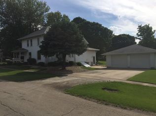 124 Cedar Creek Ln, Oglesby, IL 61348