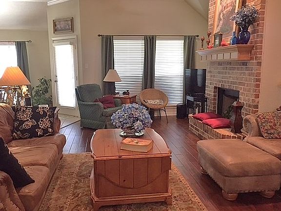 5th image of 2900 Whistler Dr