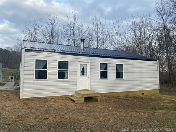 6318 S Roselawn Drive, Hardinsburg, IN 47125