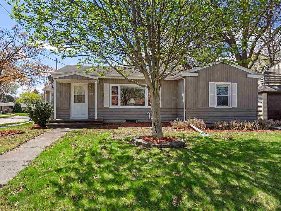 Welcome to 1101 W Wisconsin Ave.