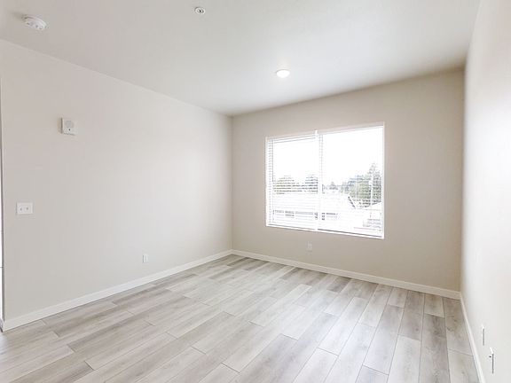 5th image of 7427 S D St #9