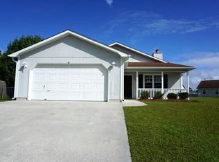 201 Gray Fox Run, Hubert, NC 28539